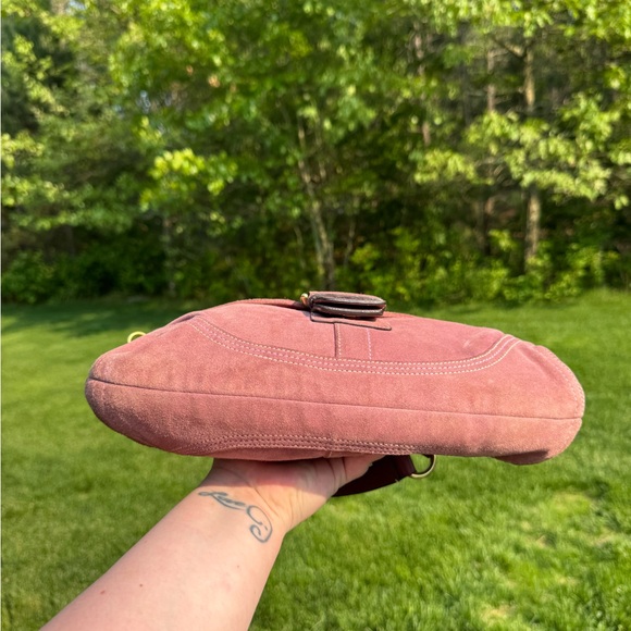 ‼️SOLD‼️Vintage 2006 Coach SoHo Suede Hobo Bag - Mauve - Picture 5 of 8